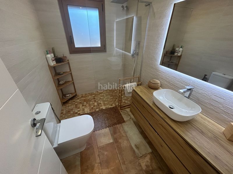 Foto 5580c19b-f585-41fb-ac44-b39e28da32ae. Casa amb calefacció aparcament piscina a Begues