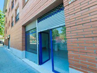 Rent Business premise  Ateneu. Begues centro local diafano ubicacion inmejorable