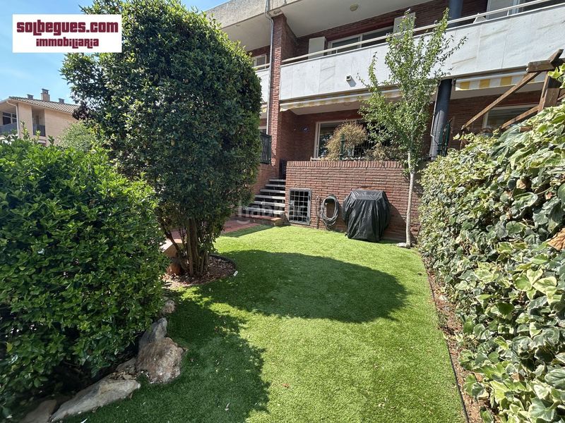 Foto de3495fc-268c-4062-90e5-a23184cbaf3e. Casa adossada amb calefacció aparcament piscina a Begues