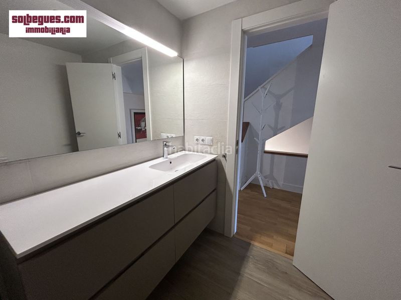Foto dfb216ff-d364-4af8-b5e4-5f1a76c8762b. Casa adossada amb calefacció aparcament piscina a Begues