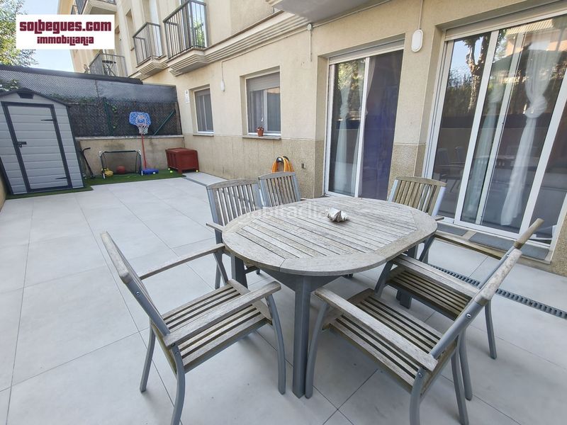 Foto f282bbe7-da9e-4c37-b0ef-63c25693a8fd. Pis amb calefacció aparcament a Begues