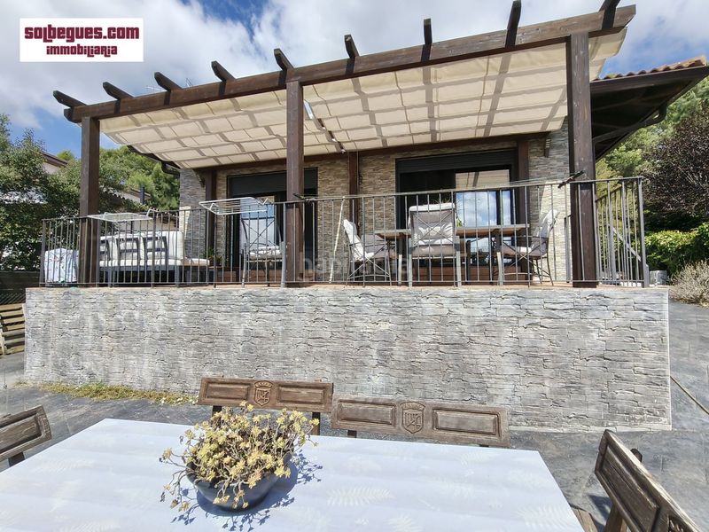 Foto b0d20199-f457-490f-9432-c20bf780e745. Casa amb calefacció a Begues