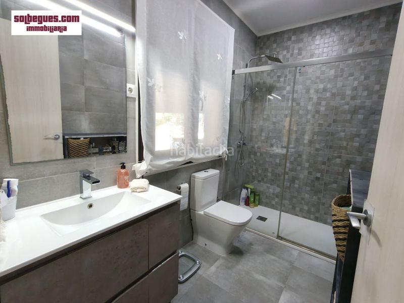Foto f58b4668-be19-4361-8431-072ead3d9182. Casa amb calefacció a Begues