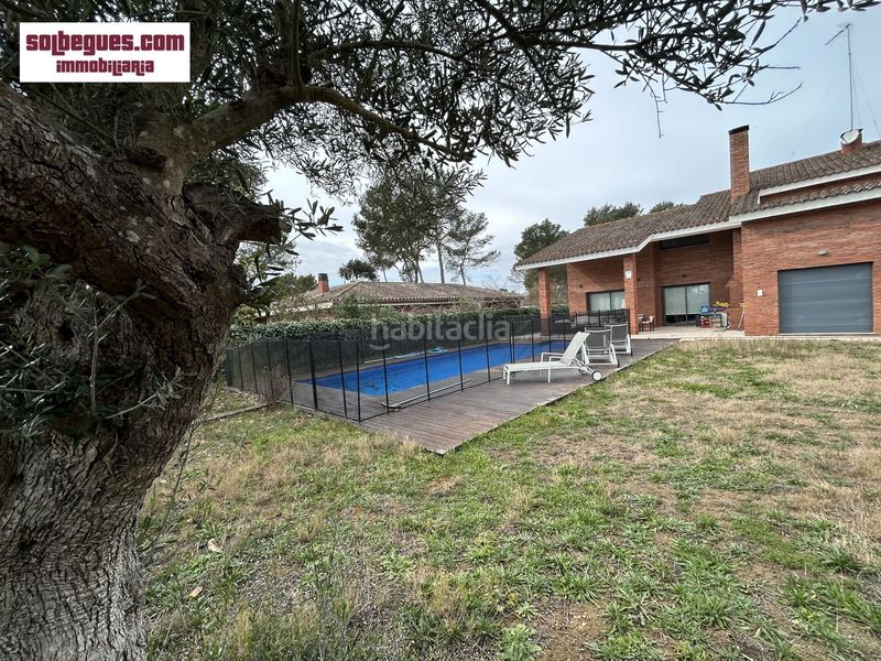 Foto 2f1274c4-31b4-4851-a7c5-c8e4e3a9f025. Casa amb calefacció aparcament piscina a Begues