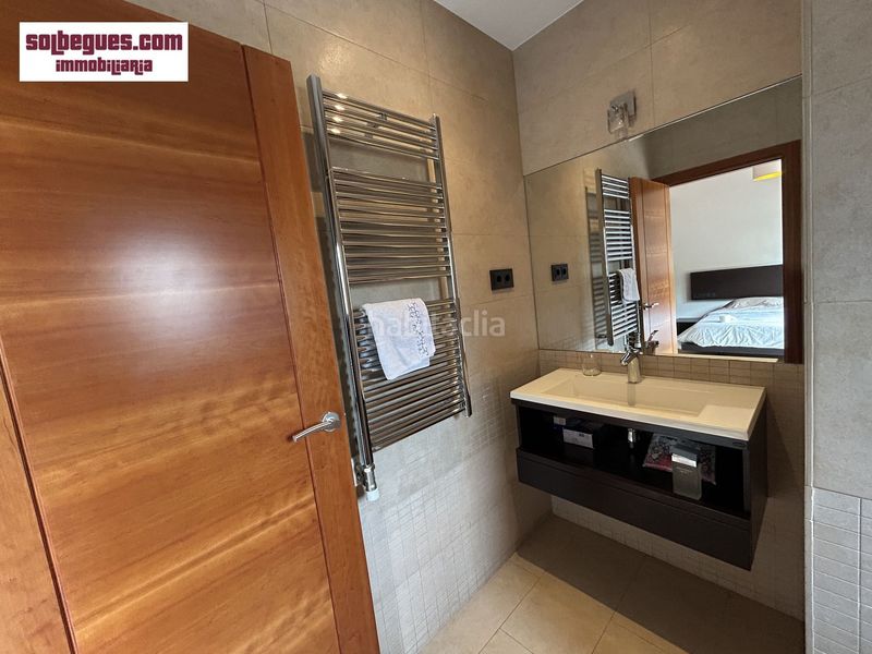 Foto a038651a-18b7-4413-817b-de5849169653. Casa con riscaldamento parcheggio piscina in Begues