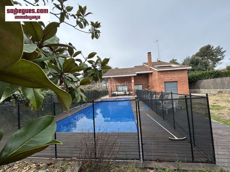 Foto d2cc17b2-32e6-430d-b703-033f4bb5d972. Casa amb calefacció aparcament piscina a Begues