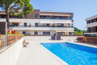 Apartament  Selva. Espectacular dúplex con piscina comunitaria en sagaró