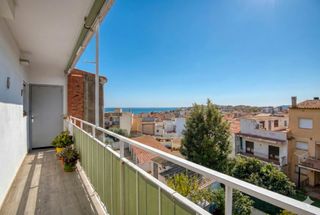 Apartament a Centre. Espectacular piso totalmente reformado en palam�s con vistas al