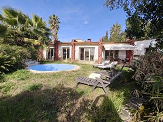 Chalet  Avinguda mas santet. Chalet en venta en calonge