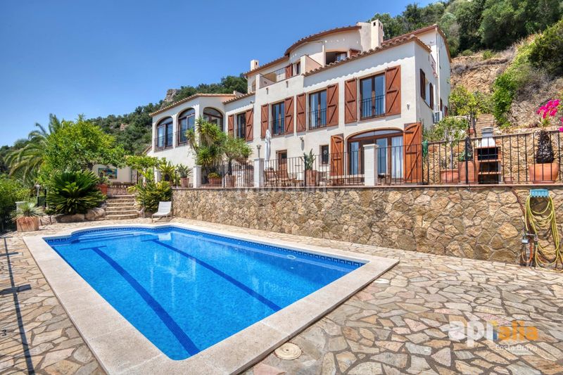 Foto 7ab6d58a-7543-4bc4-8043-8e914e596834. Casa amb xemeneia calefacció aparcament piscina a Calonge