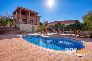 Chalet in Carrer Navarra
