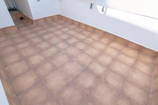 Dachwohnung  N/a
