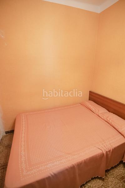 Foto ffee7c61-a877-4860-bbfc-0a1b5eb6cf11. Casa en Prosperitat Barcelona