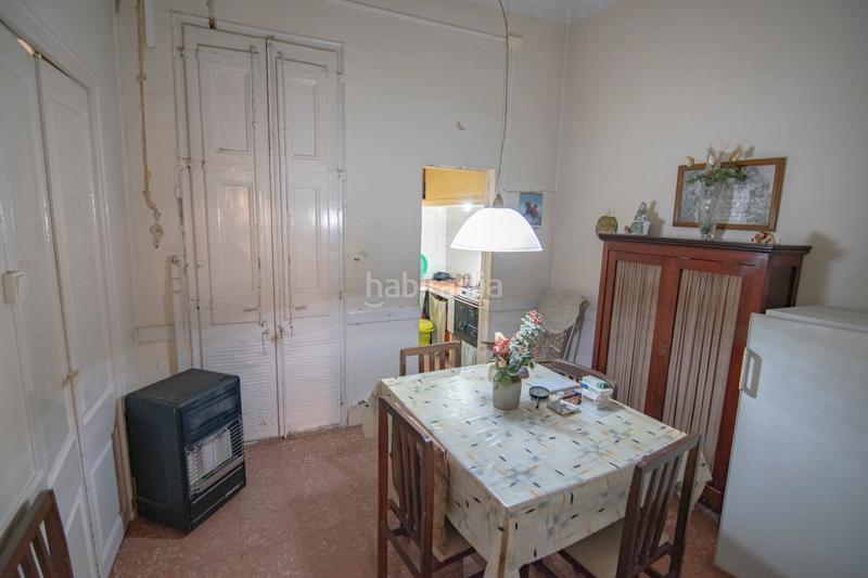 Foto 1456c875-4f25-4e07-ab38-e01f17c6005a. House in Prosperitat Barcelona