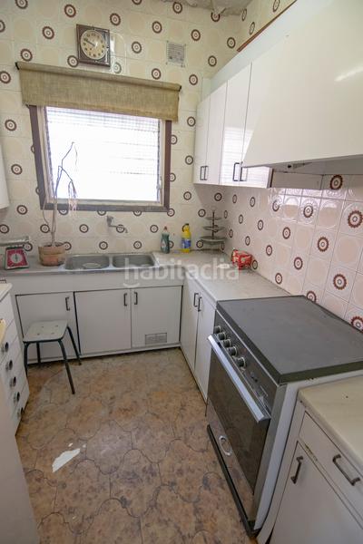 Foto c386d7df-62fd-45e2-b8bc-c313d97da271. House in Prosperitat Barcelona