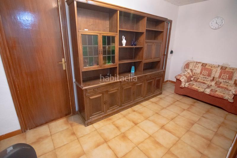 Foto a8cacf6a-751f-4096-b23d-f6faa3603e9c. Casa a Prosperitat Barcelona