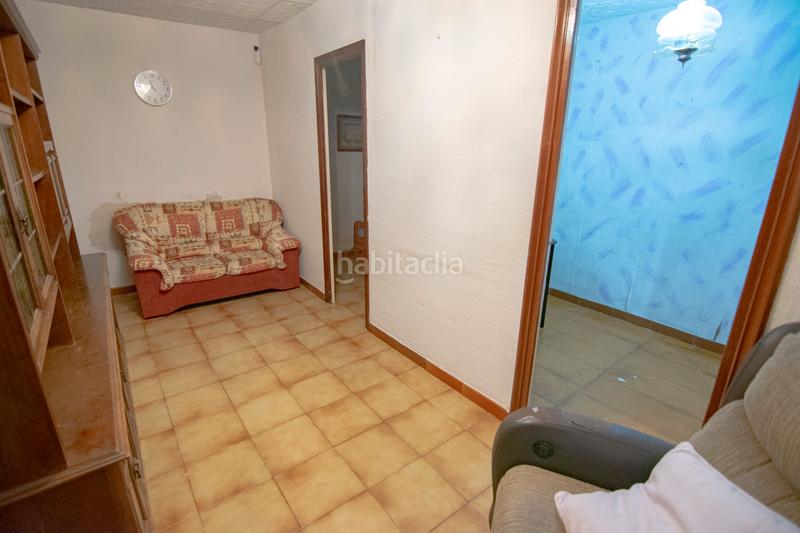 Foto fe1f9cc5-3708-4377-94d1-fb3f40a05e80. Casa a Prosperitat Barcelona