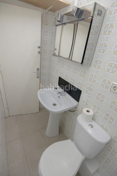 Foto 94ee58c9-f8e4-42a8-8146-95dbeef27558. Àtic a Roquetes Barcelona