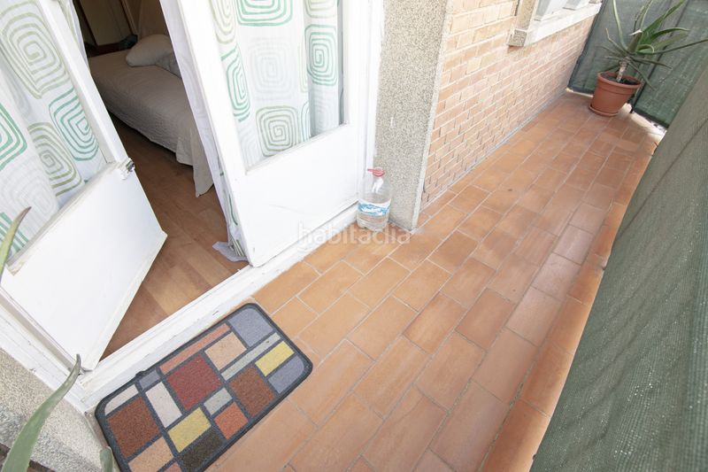 Foto b6a0a5ef-004c-476d-93a3-8784f7006ef7. Piso en Prosperitat Barcelona