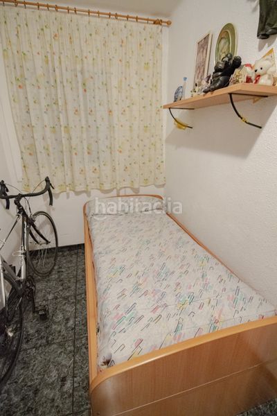 Foto ff7d1b0a-45b8-423e-8dfb-5d217a4bd802. Piso en Prosperitat Barcelona