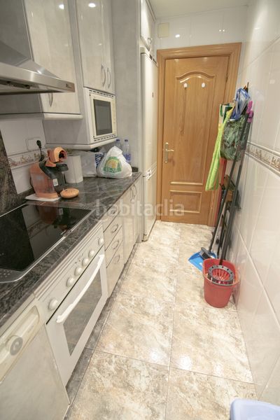Foto 534db154-467c-44bc-b983-63af93f7c343. Piso en Prosperitat Barcelona
