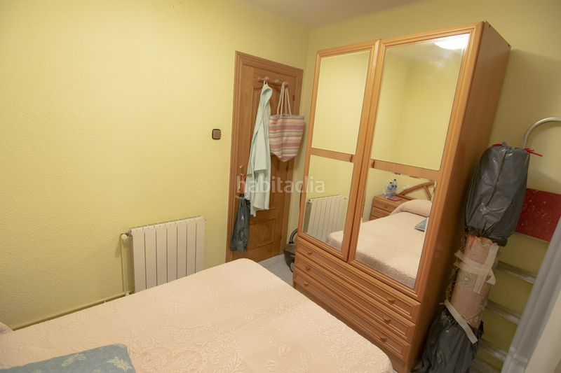 Foto d0459419-67d1-4ae3-ae3f-833379886672. Piso en Prosperitat Barcelona