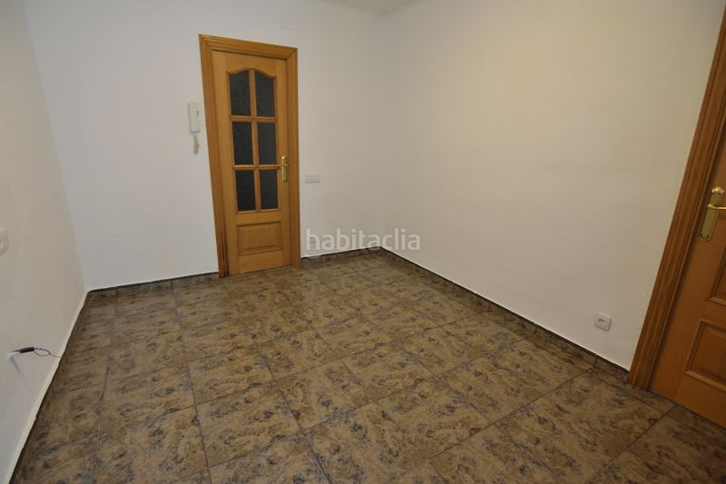 Foto 1b864f99-f905-4195-9b37-eac6c00fde59. Piso en Prosperitat Barcelona