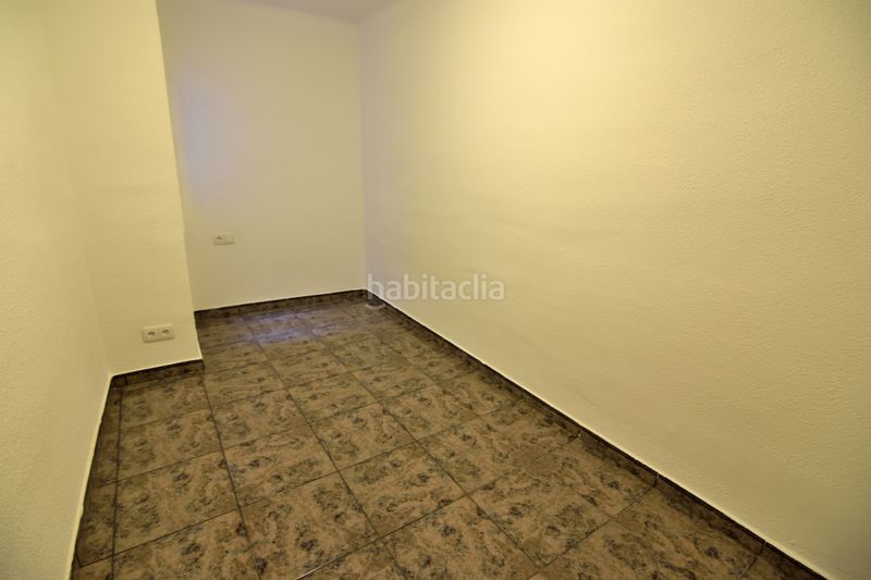 Foto a335552a-086c-449b-960c-f732b8d7c4ab. Piso en Prosperitat Barcelona