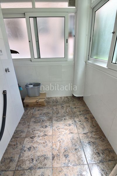 Foto cc37fe4b-12f5-4b61-8f37-32024e577058. Piso en Prosperitat Barcelona