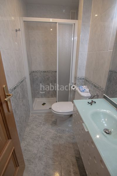 Foto 011c7fb4-49d6-4ac0-8372-f1e53d8343ba. Pis a Prosperitat Barcelona