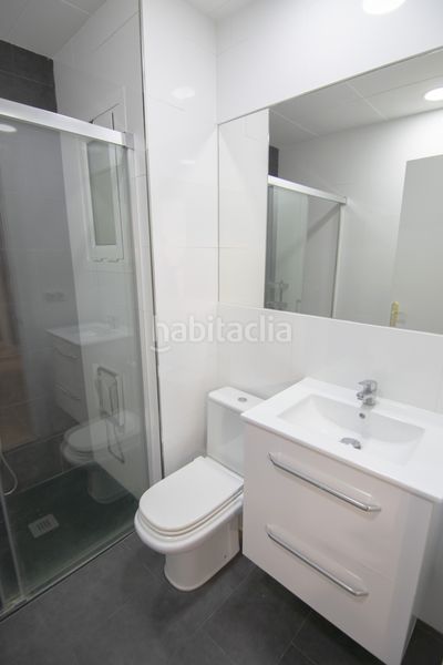 Foto 2abc2e84-c5ad-4034-8169-ce400b26307c. Pis amb calefacció a El Camp de l´Arpa del Clot Barcelona