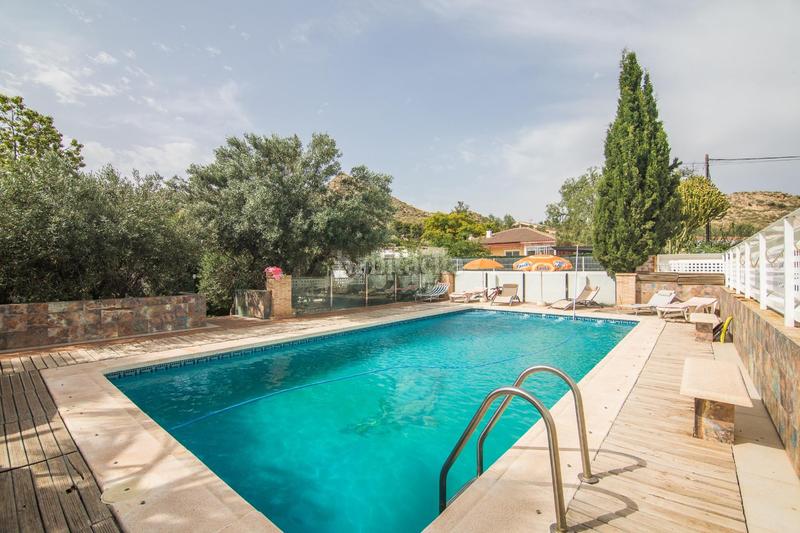 Foto b5bc93aa-3679-4b15-a9c3-65be70864264. Casa tu hogar soñado en villamontes vivienda de 3 dormitorios, con parcela privada de 1250 m2 en Sant Vicent del Raspeig