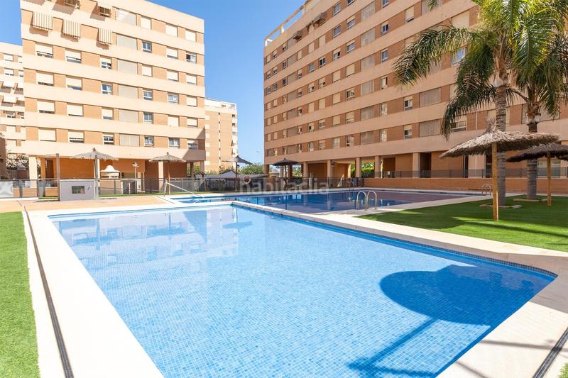 Foto 75d2b33c-cd8a-4951-878b-50c0b9549924. Pis amb calefacció aparcament piscina a Paus - Polígono San Blas Alicante