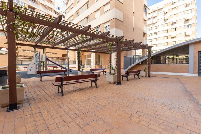 Foto a262a6f5-3034-49cf-b7ba-c231c8ee9d7f. Pis amb calefacció aparcament piscina a Paus - Polígono San Blas Alicante