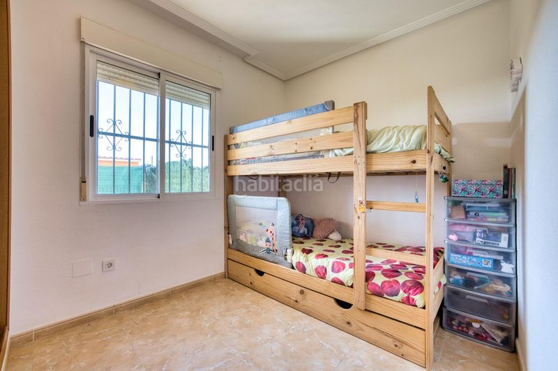 Foto 0ce5df6c-ec64-4a64-86ac-b6e9c2523109. Casa aparellada amb piscina a Bonalba-Cotoveta Mutxamel