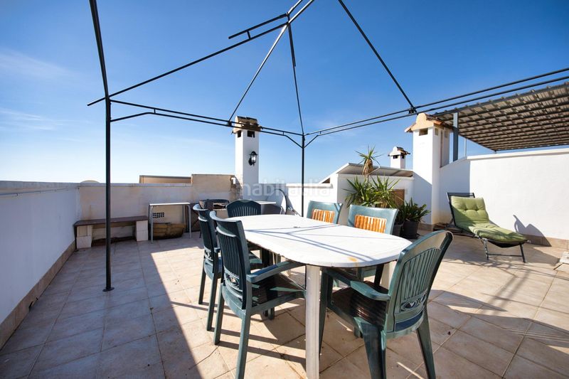 Foto d7f40bb0-38e9-4d7b-b2e8-92626ccf7f96. Casa aparellada amb piscina a Bonalba-Cotoveta Mutxamel