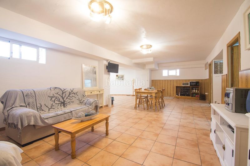 Foto 044c7f04-f8d1-4df8-902d-abb88a14bb74. Casa amb aparcament a Monforte del Cid
