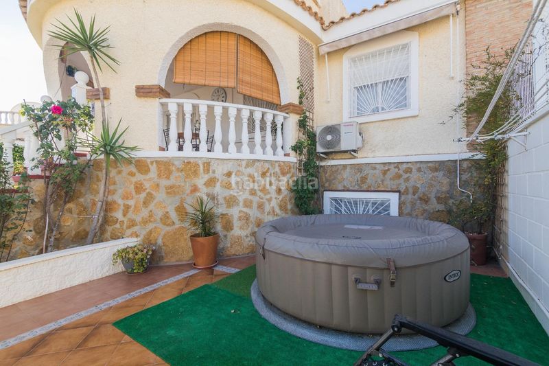 Foto a132d271-235a-4811-8f74-6c13db93929c. Casa amb aparcament a Monforte del Cid