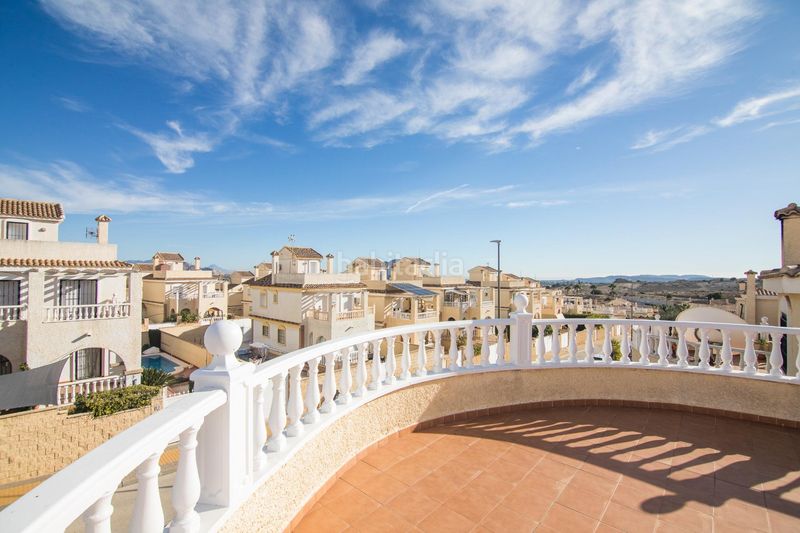 Foto fc556b7a-71de-41ac-85ba-8926737eb3c1. Casa amb aparcament a Monforte del Cid