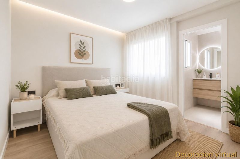 Foto dd1ae1e8-6ad5-449b-9dd8-47144a2b9ad1. Àtic a Centro Santa Pola
