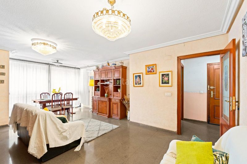 Foto 292f80f0-81d4-4204-b0b8-2f0278945f99. Flat with parking in Altozano - Conde Lumiares Alicante