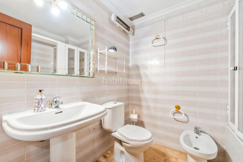 Foto a45adfc3-3675-4c9c-b1f0-4cba924804e8. Flat with parking in Altozano - Conde Lumiares Alicante