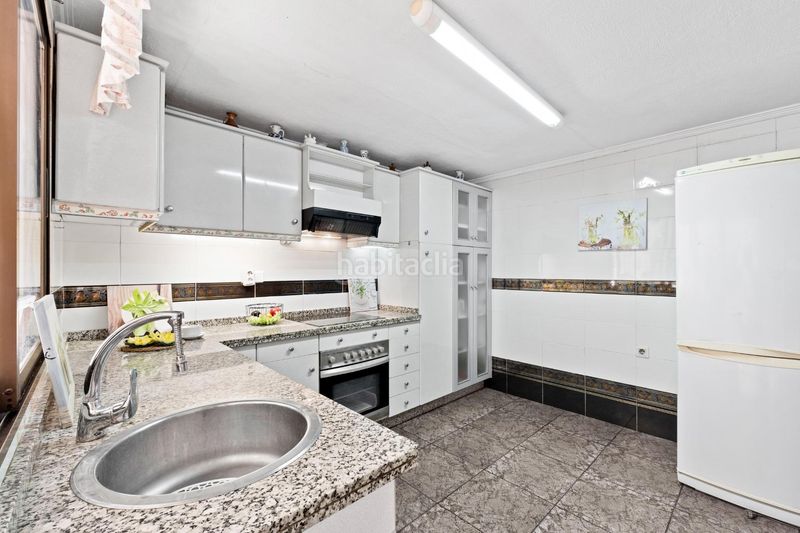 Foto fe52fcde-2c9c-4f2b-a1ef-131b23b36f4b. Flat with parking in Altozano - Conde Lumiares Alicante