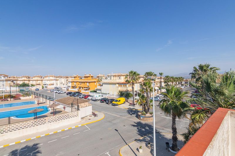 Foto 7bfb8ded-09e6-49a6-ab5e-0e44e81ab789. Maison avec parking piscine dans Monte Faro-Altomar II Santa Pola
