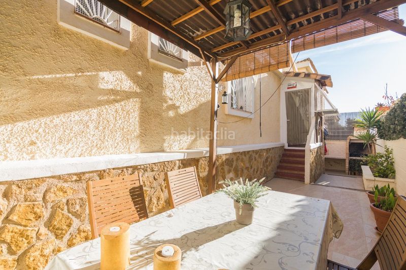 Foto 4b930338-c368-41f3-be6d-0fab6cbe4aa6. Casa amb aparcament a Monforte del Cid