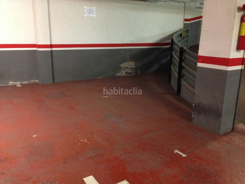 Foto fbc05d63-edba-4d80-a98f-fe5398e7589a. Alquiler parking coche en carrer de calvet 73 plaza de parking calvet 73 en Barcelona