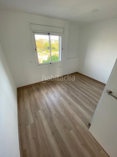 Foto fbb8079c-246f-416d-8403-d461a8296911. Flat in carrer sant bru 60 bis in Casagemes Badalona