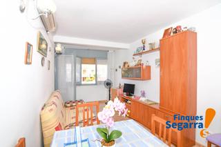 Flat  Carrer de margarida xirgu. Vive a 800 metros de la playa!