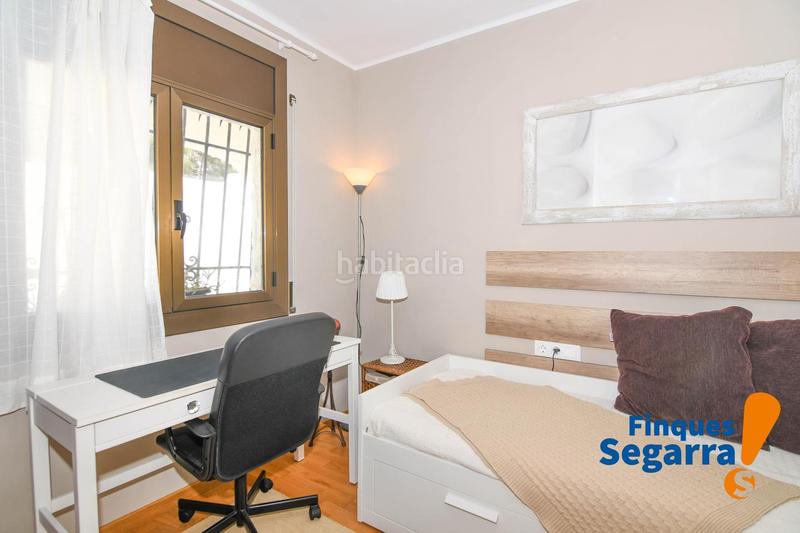 Foto 158bd02b-2c96-462c-8426-45837562230b. Duplex avec parking dans El francas Coma-ruga