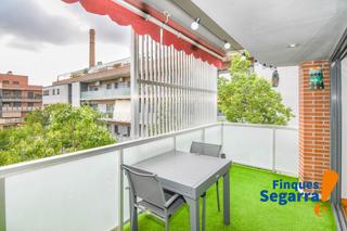 Appartement  Carrer margarida xirgu. Listo para entrar a vivir!